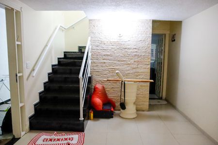 Casa à venda com 120m², 3 quartos e 2 vagas Casa à venda com 120m², 3 quartos e 2 vagassala