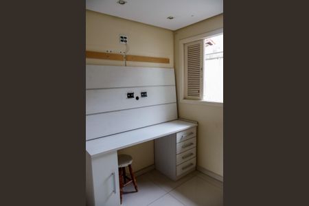 Casa à venda com 120m², 3 quartos e 2 vagas Casa à venda com 120m², 3 quartos e 2 vagasQuarto 2