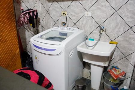 Casa à venda com 120m², 3 quartos e 2 vagas Casa à venda com 120m², 3 quartos e 2 vagasLavanderia