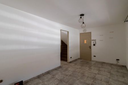Casa à venda com 119m², 2 quartos e 2 vagas Casa à venda com 119m², 2 quartos e 2 vagasSala
