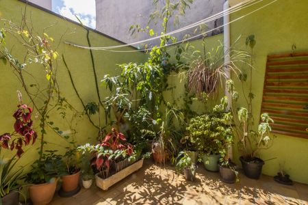 Casa à venda com 119m², 2 quartos e 2 vagas Casa à venda com 119m², 2 quartos e 2 vagasÁrea Externa