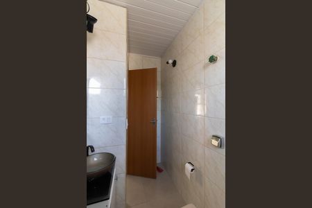 Casa à venda com 119m², 2 quartos e 2 vagas Casa à venda com 119m², 2 quartos e 2 vagasBanheiro