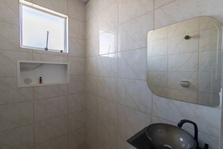 Casa à venda com 119m², 2 quartos e 2 vagas Casa à venda com 119m², 2 quartos e 2 vagasBanheiro