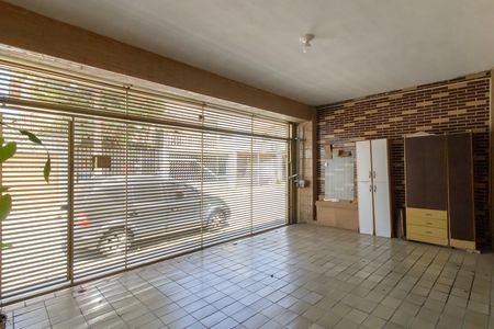 Casa à venda com 119m², 2 quartos e 2 vagas Casa à venda com 119m², 2 quartos e 2 vagasGaragem
