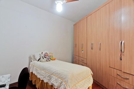 Casa à venda com 247m², 4 quartos e 2 vagasQuarto 2