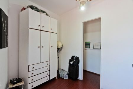 Casa à venda com 247m², 4 quartos e 2 vagasEscritório