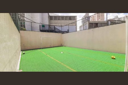 Apartamento para alugar com 84m², 3 quartos e 2 vagas Apartamento para alugar com 84m², 3 quartos e 2 vagasÁrea comum -Campo de Futebol