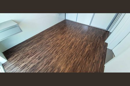 Apartamento para alugar com 84m², 3 quartos e 2 vagas Apartamento para alugar com 84m², 3 quartos e 2 vagasSuíte