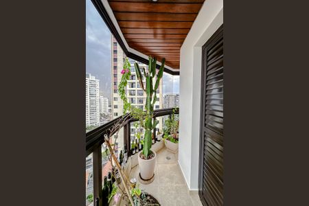 Apartamento para alugar com 134m², 3 quartos e 2 vagasVaranda da Suíte 1