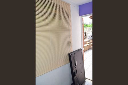 Casa de condomínio à venda com 242m², 5 quartos e 2 vagasQuarto 4