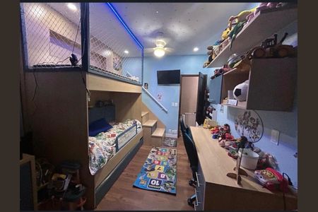 Casa de condomínio à venda com 242m², 5 quartos e 2 vagasQuarto 3