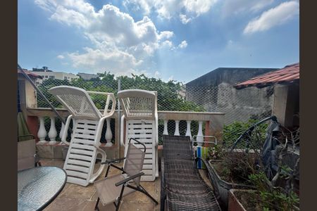 Casa de condomínio à venda com 242m², 5 quartos e 2 vagasÁrea Externa