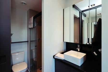 Studio para alugar com 25m², 1 quarto e sem vaga Studio para alugar com 25m², 1 quarto e sem vagaBanheiro