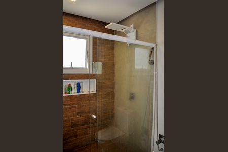 Casa à venda com 341m², 3 quartos e 2 vagasBanheiro social