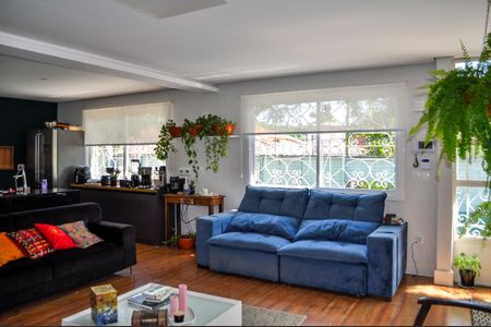 Casa à venda com 341m², 3 quartos e 2 vagasSala