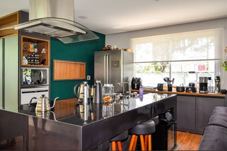 Casa à venda com 341m², 3 quartos e 2 vagasCozinha