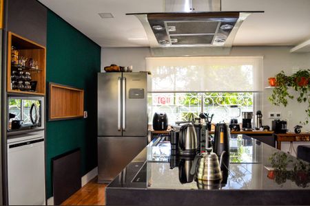 Casa à venda com 341m², 3 quartos e 2 vagasCozinha