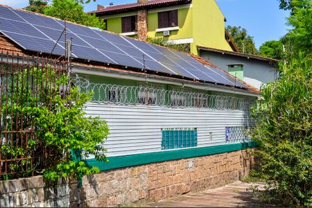 Casa à venda com 341m², 3 quartos e 2 vagasFachada