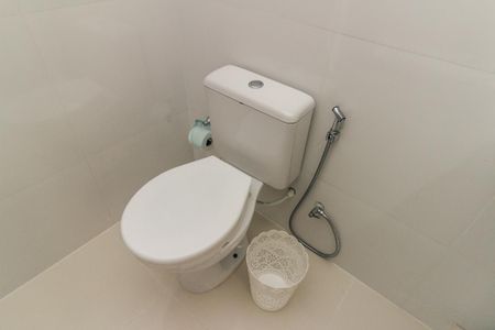 Apartamento à venda com 74m², 2 quartos e sem vaga Apartamento à venda com 74m², 2 quartos e sem vagaBanheiro