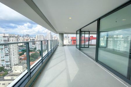 Apartamento à venda com 230m², 4 quartos e 3 vagasVaranda