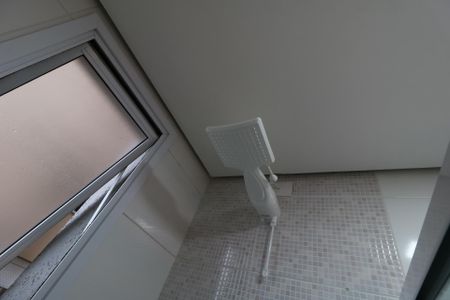 Apartamento à venda com 70m², 2 quartos e 2 vagasBanheiro da Suíte - Chuveiro