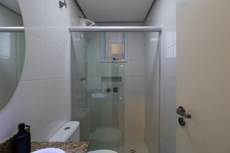Apartamento à venda com 70m², 2 quartos e 2 vagasBanheiro Social