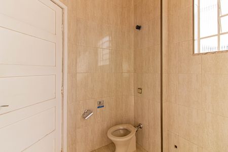 Casa à venda com 180m², 3 quartos e 1 vaga Casa à venda com 180m², 3 quartos e 1 vagaBanheiro