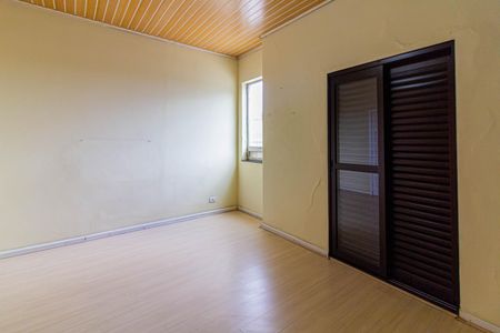 Casa à venda com 180m², 3 quartos e 1 vaga Casa à venda com 180m², 3 quartos e 1 vagaQaurto 1