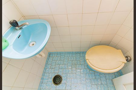 Casa à venda com 180m², 3 quartos e 1 vaga Casa à venda com 180m², 3 quartos e 1 vagaLavabo