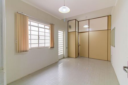 Casa à venda com 180m², 3 quartos e 1 vaga Casa à venda com 180m², 3 quartos e 1 vagaSala de Jantar