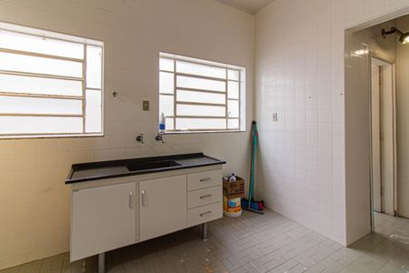 Casa à venda com 180m², 3 quartos e 1 vaga Casa à venda com 180m², 3 quartos e 1 vagaCozinha