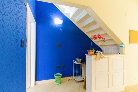 Casa à venda com 180m², 3 quartos e 1 vaga Casa à venda com 180m², 3 quartos e 1 vagaSala