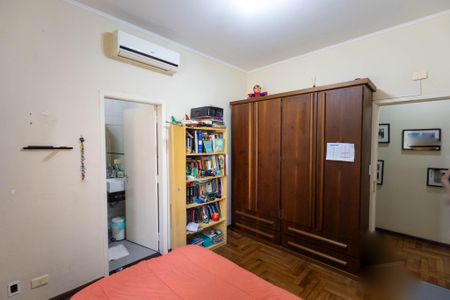 Casa à venda com 321m², 3 quartos e 2 vagasQuarto 1