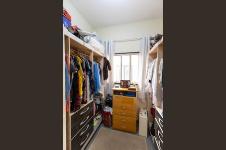 Casa à venda com 321m², 3 quartos e 2 vagasCloset Quarto 2