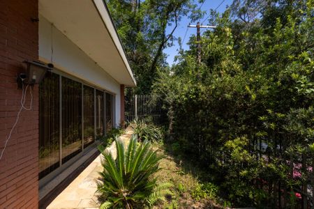 Casa à venda com 321m², 3 quartos e 2 vagasJardim