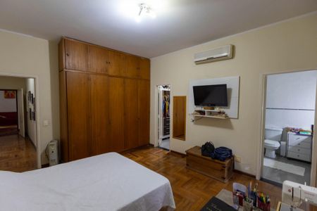 Casa à venda com 321m², 3 quartos e 2 vagasQuarto 2