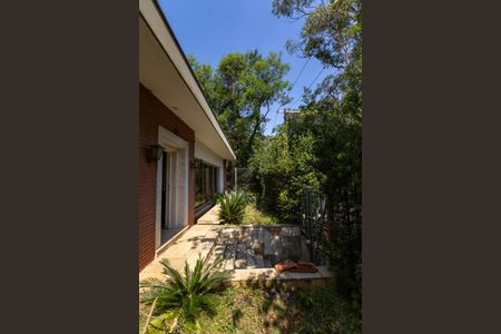 Casa à venda com 321m², 3 quartos e 2 vagasJardim