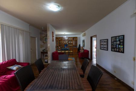 Casa à venda com 321m², 3 quartos e 2 vagasSala de Jantar
