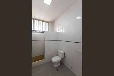 Casa à venda com 321m², 3 quartos e 2 vagasBanheiro da Suíte 3