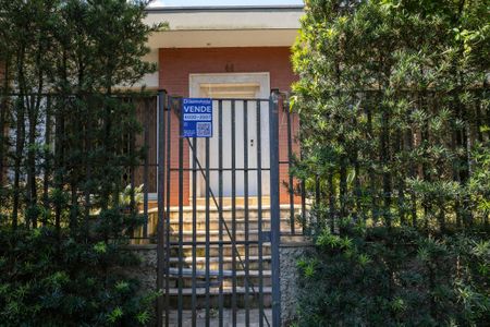 Casa à venda com 321m², 3 quartos e 2 vagasPlaca