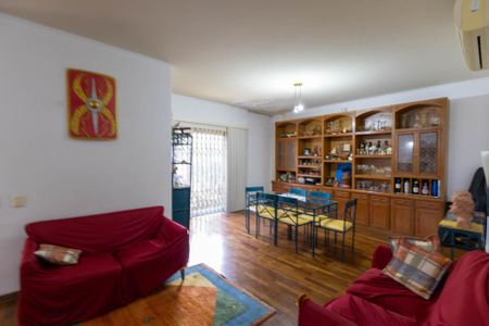 Casa à venda com 321m², 3 quartos e 2 vagasSala de Reunião