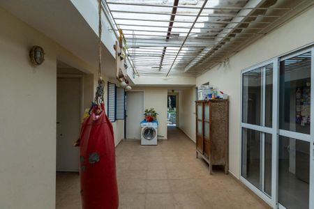 Casa à venda com 321m², 3 quartos e 2 vagasÁrea de Serviço