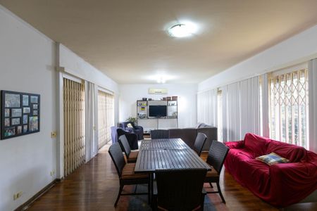 Casa à venda com 321m², 3 quartos e 2 vagasSala de Jantar