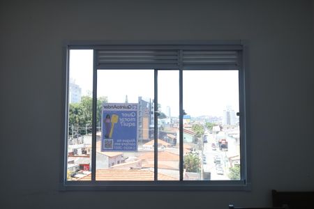 Apartamento para alugar com 32m², 2 quartos e sem vagaPlaca instalada na janela da Sala