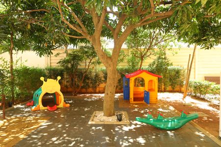 Apartamento para alugar com 32m², 2 quartos e sem vagaÁrea comum - Playground