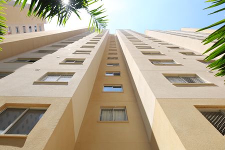 Apartamento para alugar com 32m², 2 quartos e sem vagaÁrea comum - Prédio