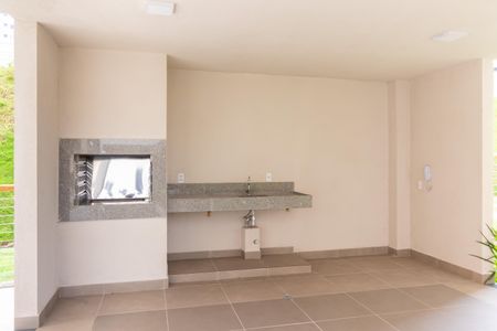 Apartamento para alugar com 32m², 2 quartos e sem vagaÁrea comum - Churrasqueira