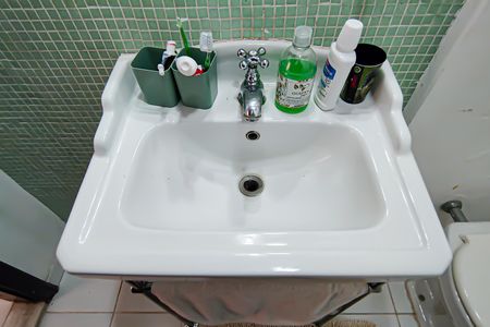 Casa de condomínio à venda com 259m², 4 quartos e 1 vagaLavabo