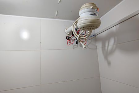 Casa de condomínio à venda com 259m², 4 quartos e 1 vagaBanheiro de Serviço