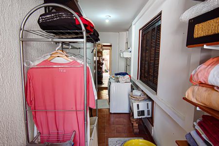 Casa de condomínio à venda com 259m², 4 quartos e 1 vagaÁrea de Serviço